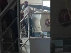 उज्बेकिस्तान से 19 छेद वाली ईंटें